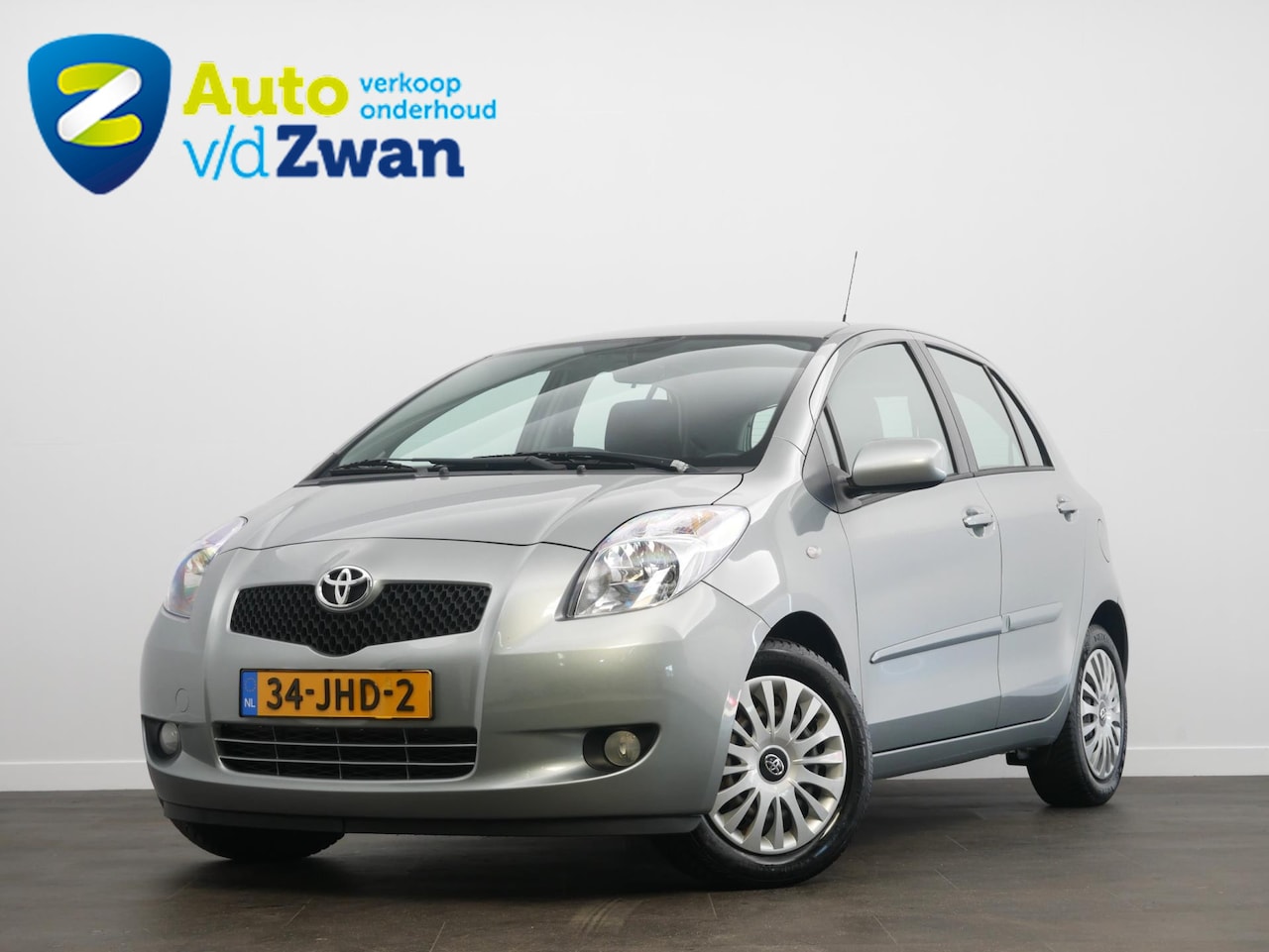 Toyota Yaris - 1.3 VVTi Terra 5-Deurs/Clima/Isofix - AutoWereld.nl
