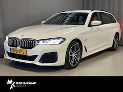 BMW 5-serie Touring - 530e xDrive High Executive 18"/Laser LED/Leder/Head-up/Keyless/Trekhaak/Stoelverwarming/Ad