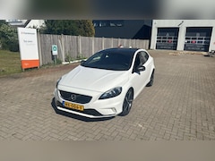Volvo V40 - 2.0 D4 Ocean Race Pano Automaat Bom Vol Wit 2015