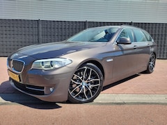 BMW 5-serie Touring - 528i High Executive 6 cilinder