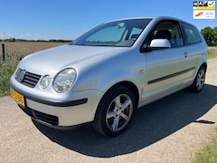 Volkswagen Polo - 1.4-16V Comfortline | Airco| Topper|