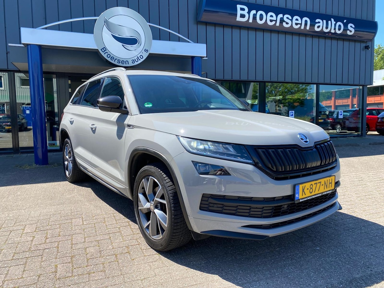 Skoda Kodiaq - 1.5 TSI 150pk DSG-7 Sportline Business met ACC, KeylessEntry en Achterklep Elektrisch - AutoWereld.nl