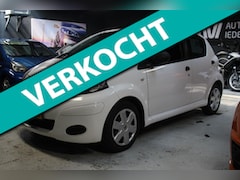 Toyota Aygo - 1.0-12V Access / APK / NAP / 5 deurs /