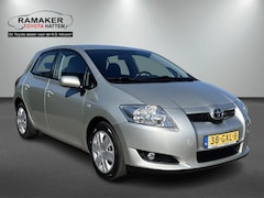 Toyota Auris - 1.6-16V Sol