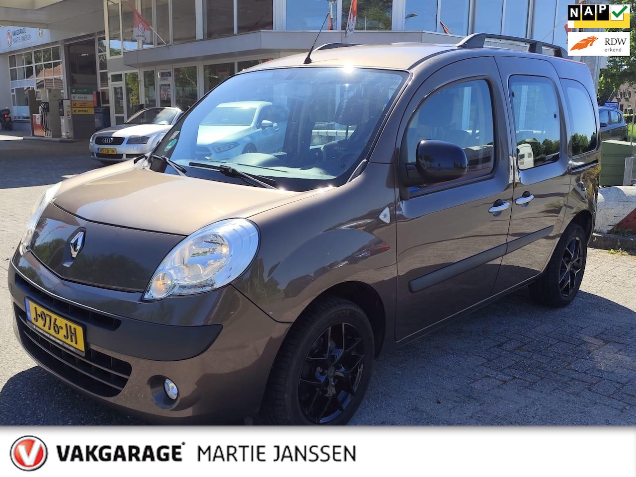 Renault Kangoo Family - 1.6-16V Expression 1.6-16V Expression - AutoWereld.nl
