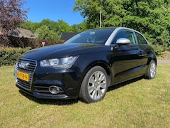 Audi A1 - 1.2 TFSI Attraction, BJ`2011, SCHADE, zie foto`s