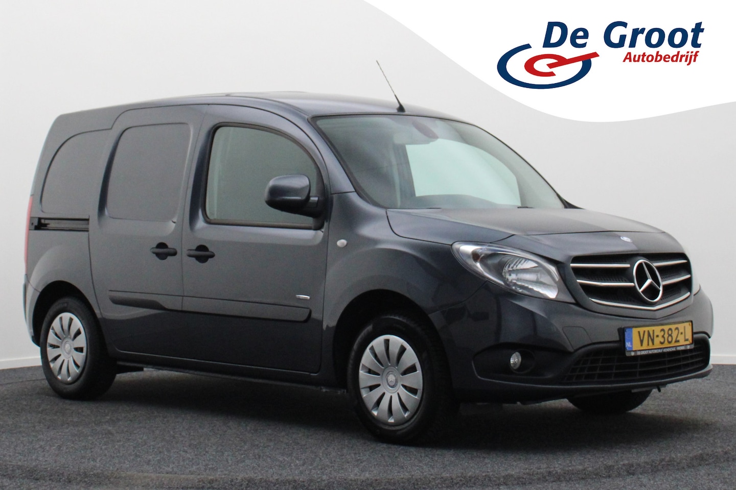 Mercedes-Benz Citan - 109 CDI BlueEFFICIENCY Airco, Cruise, Elektrisch Pakket, PDC, Bluetooth, Trekhaak - AutoWereld.nl
