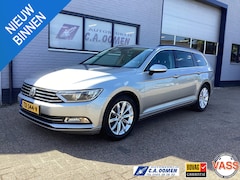 Volkswagen Passat Variant - 2.0 TDI Highline Automaat, Nieuwe distributie, Trehaak, lm velgen, airco automatisch, comf