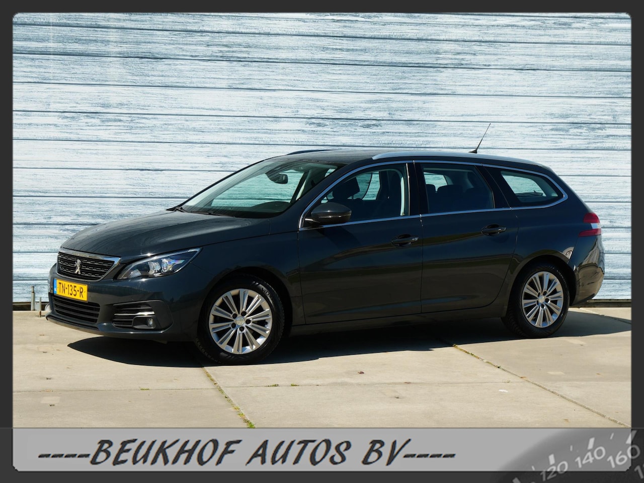 Peugeot 308 SW - 1.2 PureTech Allure Automaat Carplay Navi Cam - AutoWereld.nl