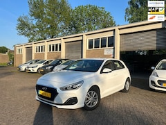 Hyundai i30 - 1.0 T-GDI Comfort Camera/Climate/Cruise/Navi/Trekhaak