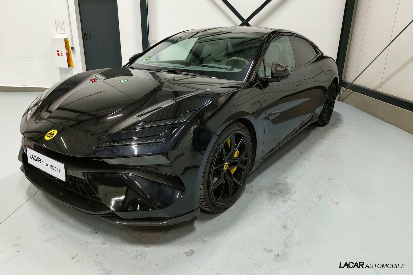 Lotus Emiya - R I 919 pk I Keramisch I KEF Ref. I 4WS - AutoWereld.nl