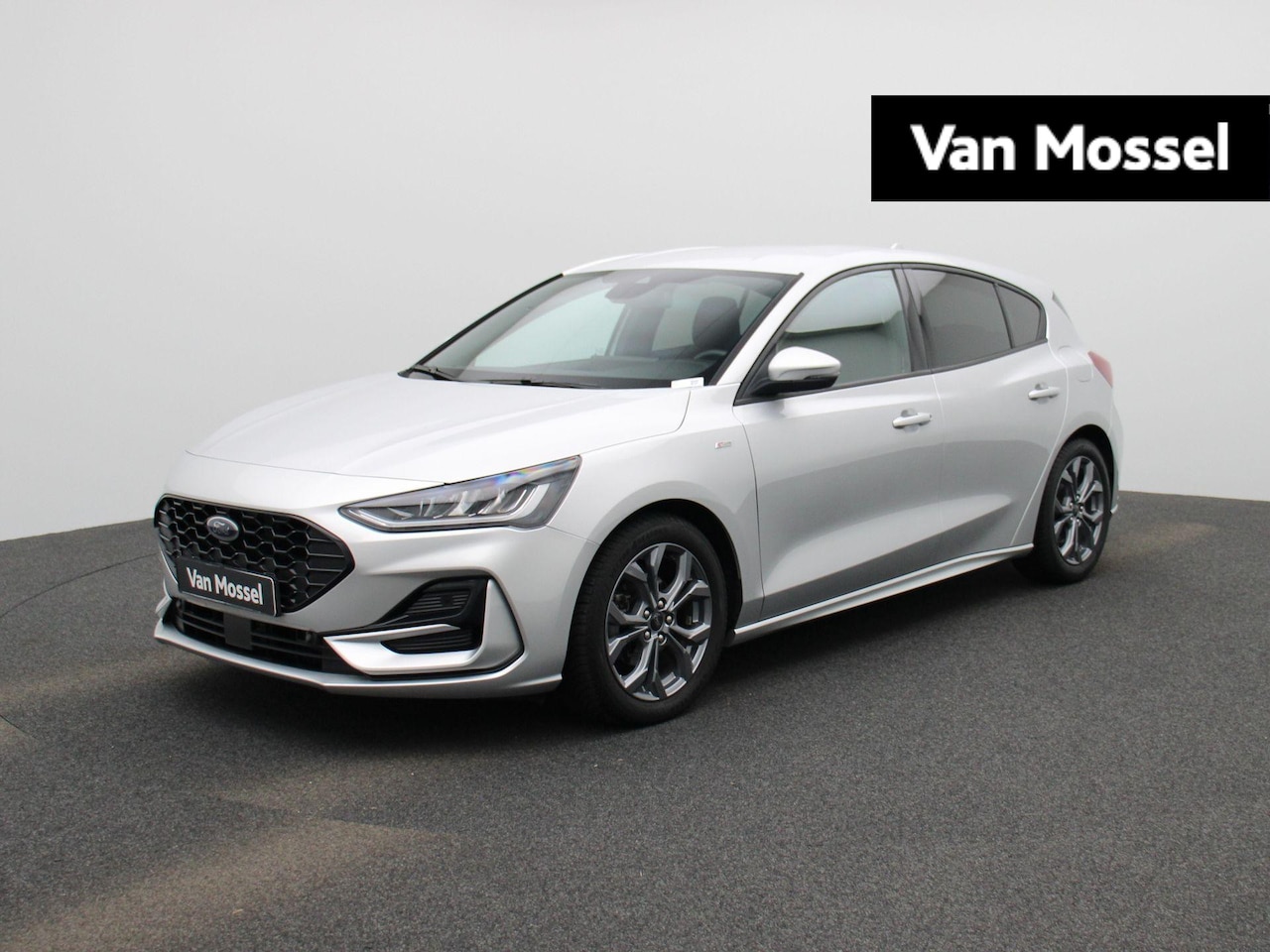 Ford Focus - ST Line | Automaat | Climate Control | Cruise Control | Navigatie | Winterpakket | Achteru - AutoWereld.nl
