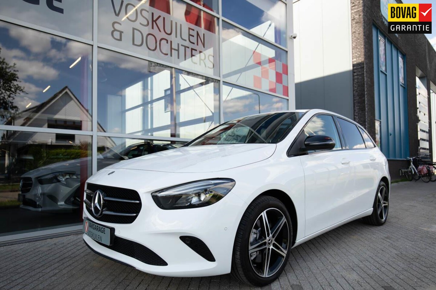 Mercedes-Benz B-klasse - 250 e Edition Hybride | Parkeerpakket | Nightpakket |Zit-comfortpakket - AutoWereld.nl