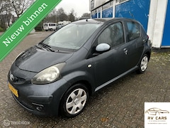 Toyota Aygo - 1.0-12V nwe koppeling en distributie