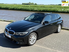 BMW 3-serie Touring - 330e High Executive Sportline / panorama