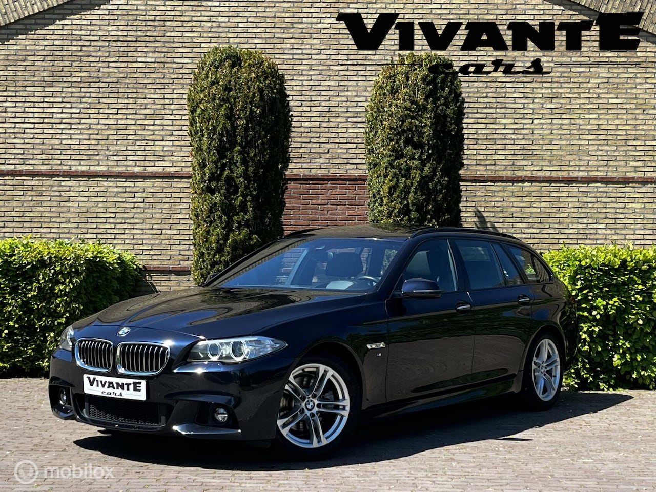 BMW 5-serie Touring - 520d M Sport Edition High Executive VOL! Pano*Leder*Camera*BTW - AutoWereld.nl