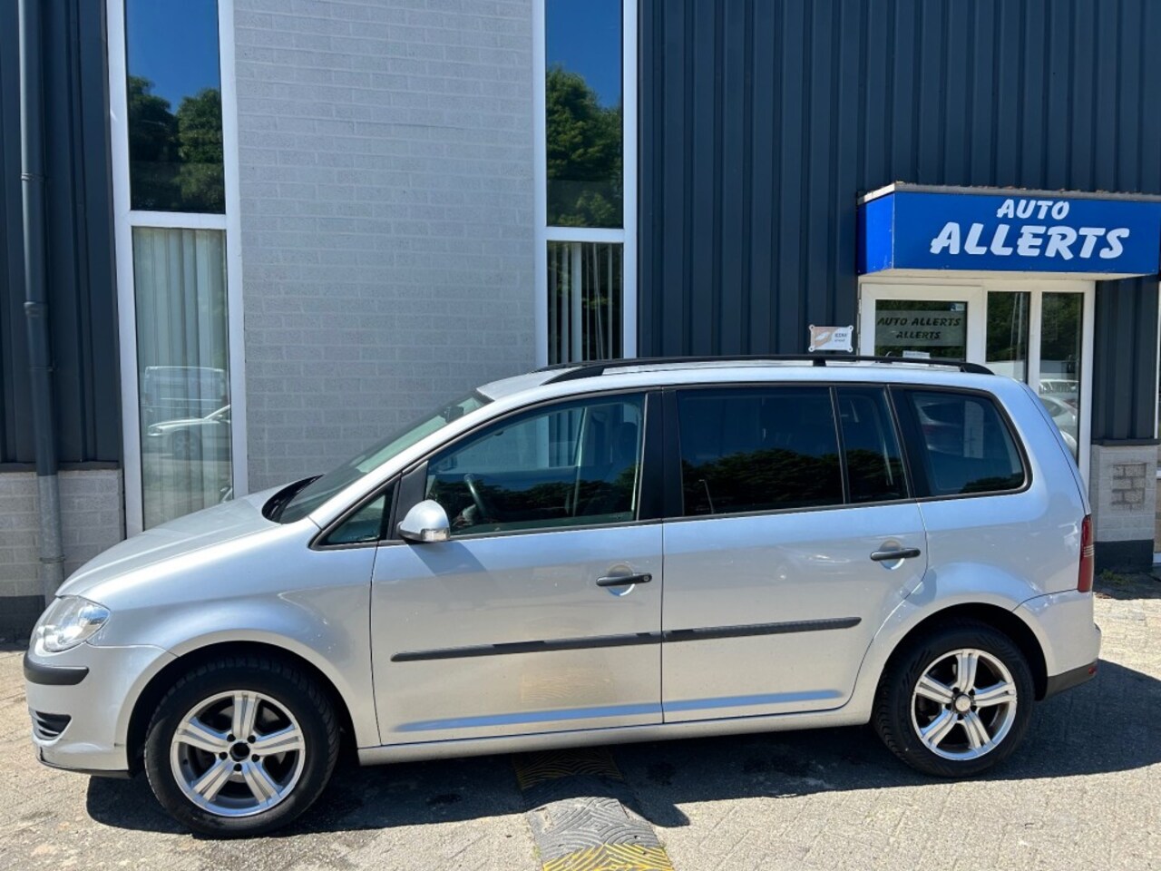 Volkswagen Touran - 1.4 TSI Trendline 1.4 TSI TRENDLINE - AutoWereld.nl