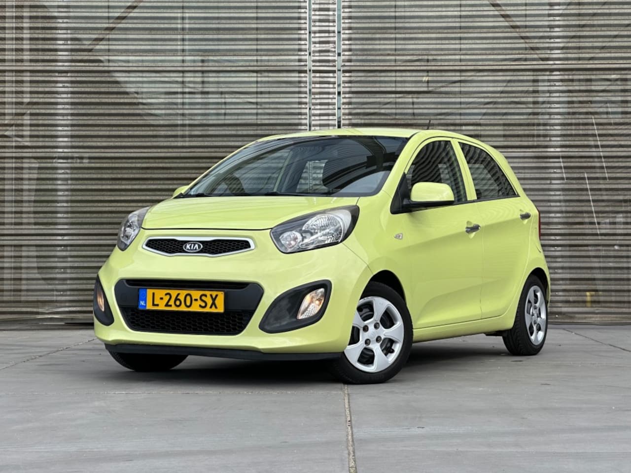 Kia Picanto - 1.0 CVVT Airco 1.0 CVVT AIRCO !! - AutoWereld.nl