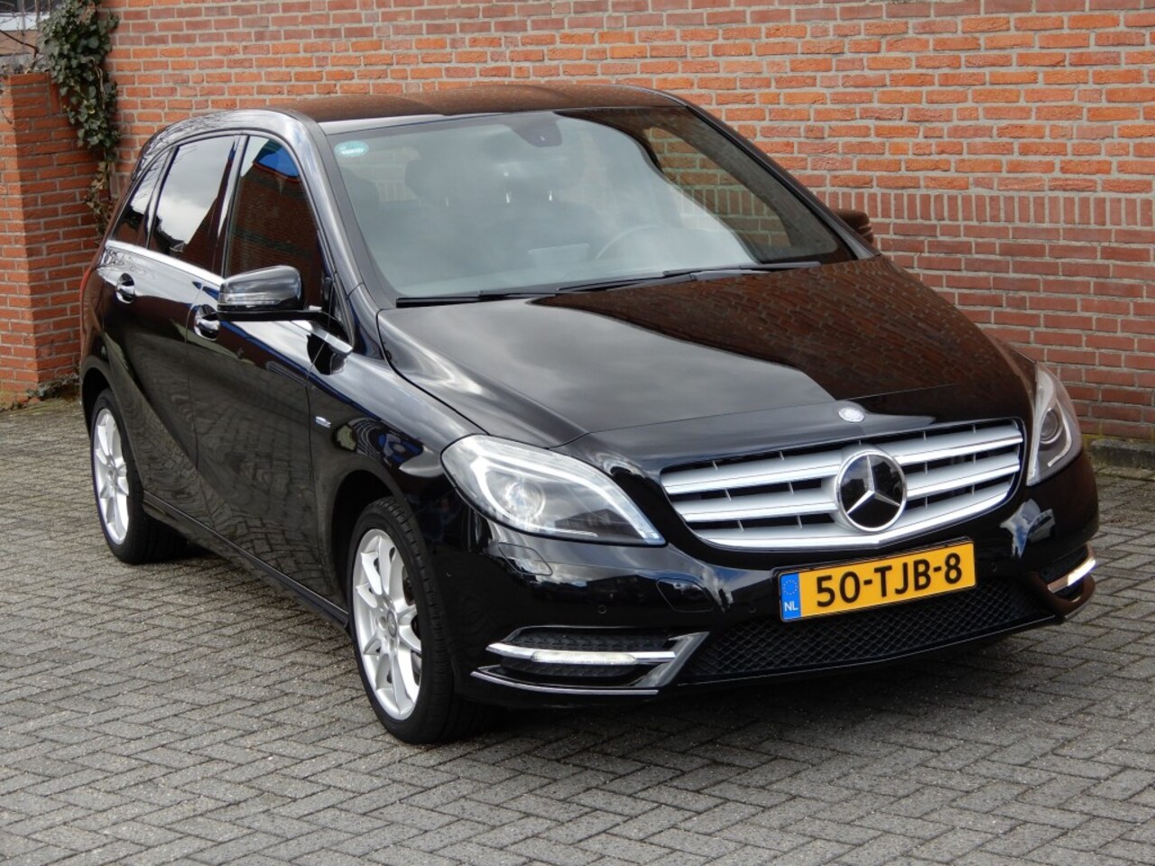 Mercedes-Benz B-klasse - 180 Ambition 180 AMBITION - AutoWereld.nl