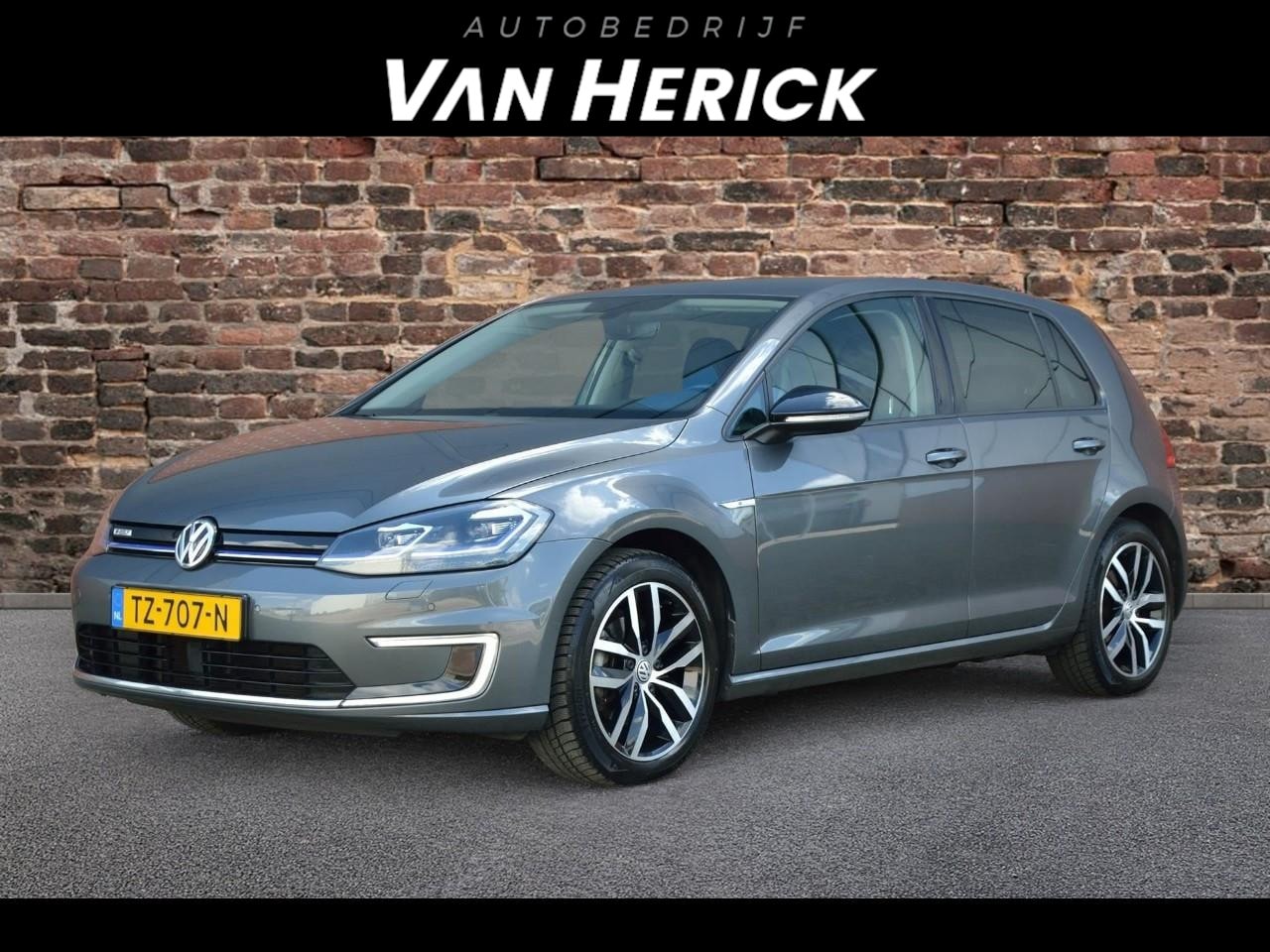 Volkswagen e-Golf - E-Golf | Leder | ACC | Stoelverwarming - AutoWereld.nl