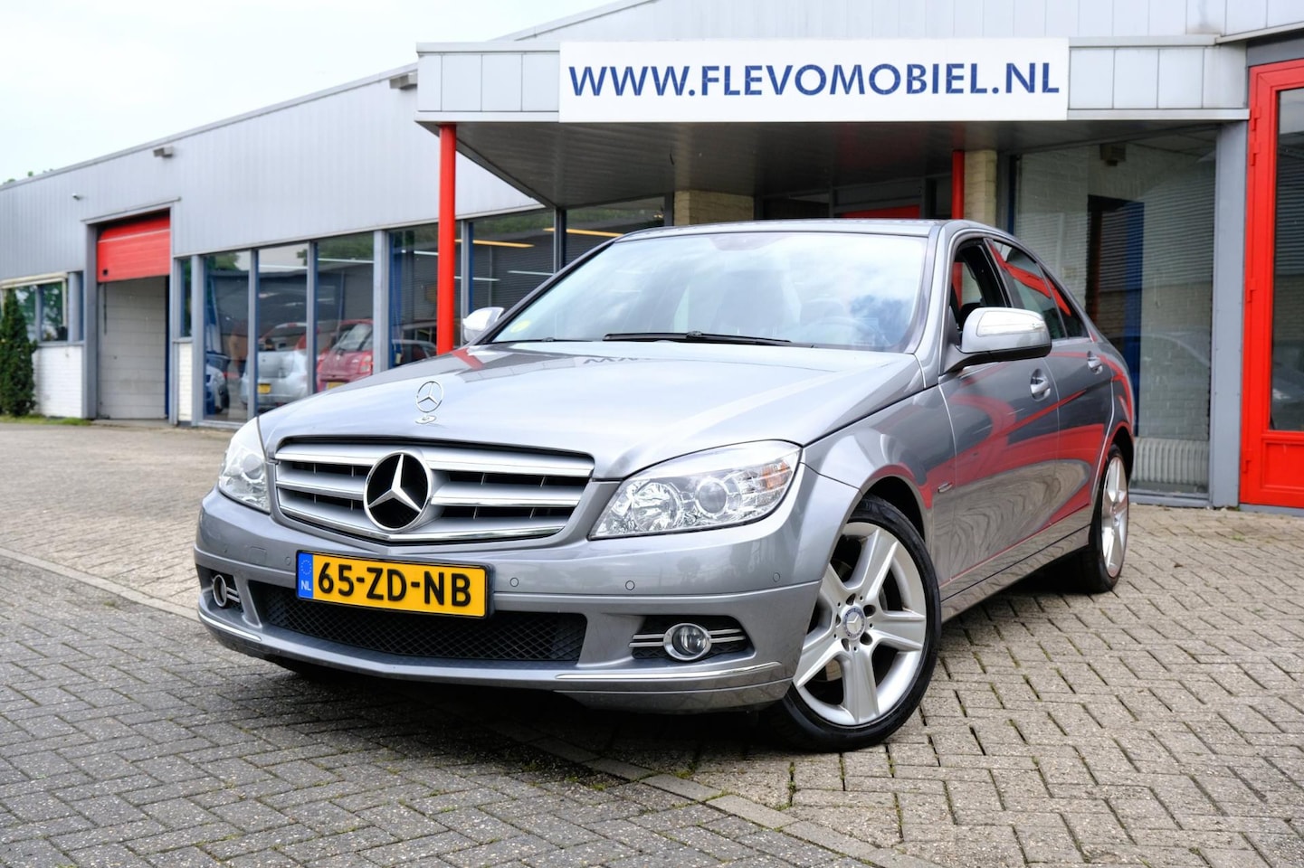 Mercedes-Benz C-klasse - 230 V6 204pk Avantgarde Navi|Half Leder|Clima|LMV|PDC - AutoWereld.nl