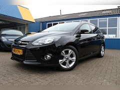 Ford Focus Wagon - 1.0i "Champions Edition" Airco - Trekhaak