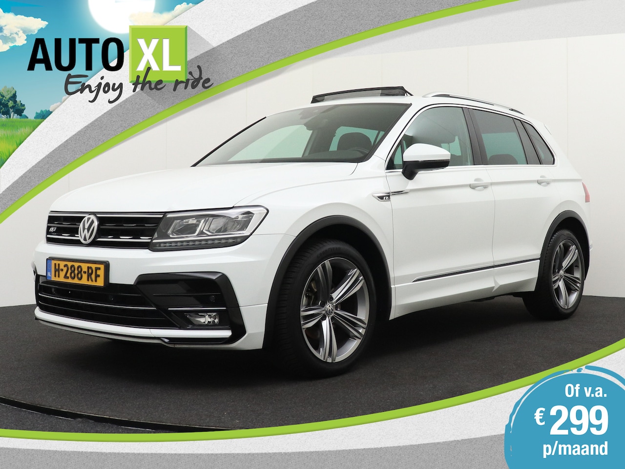 Volkswagen Tiguan - 1.5 150 PK Aut. TSI R-Line Pano-dak Digi. Dash Massage Trekhaak - AutoWereld.nl