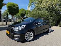 Kia Rio - 1.2 (4 cil.), Clima, Cruise Control, Navigatie, LM-velgen 16", Achteruitrijcamera, Parkeer