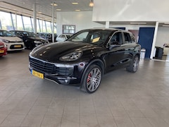 Porsche Cayenne - 3.0 S E-Hybrid