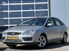 Ford Focus - 1.6-16V Futura 100pk | Bluetooth | Cruise control | Easy Sound System 6000 | Parkeersensor