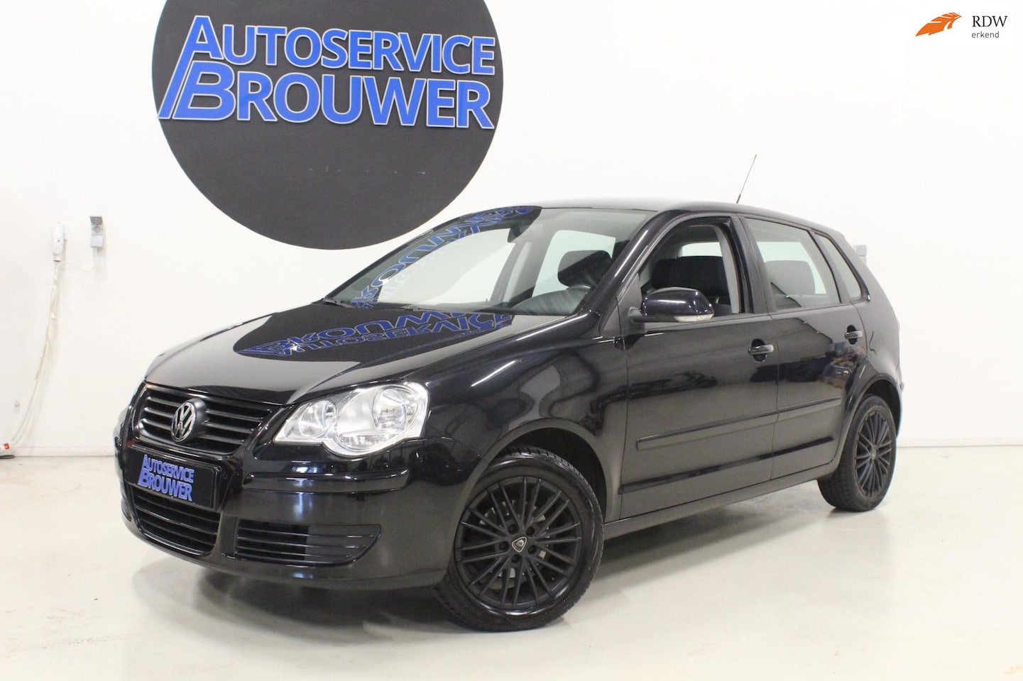 Volkswagen Polo - 1.2-12V Trendline Airco PDC Elektrische ramen&spiegels - AutoWereld.nl