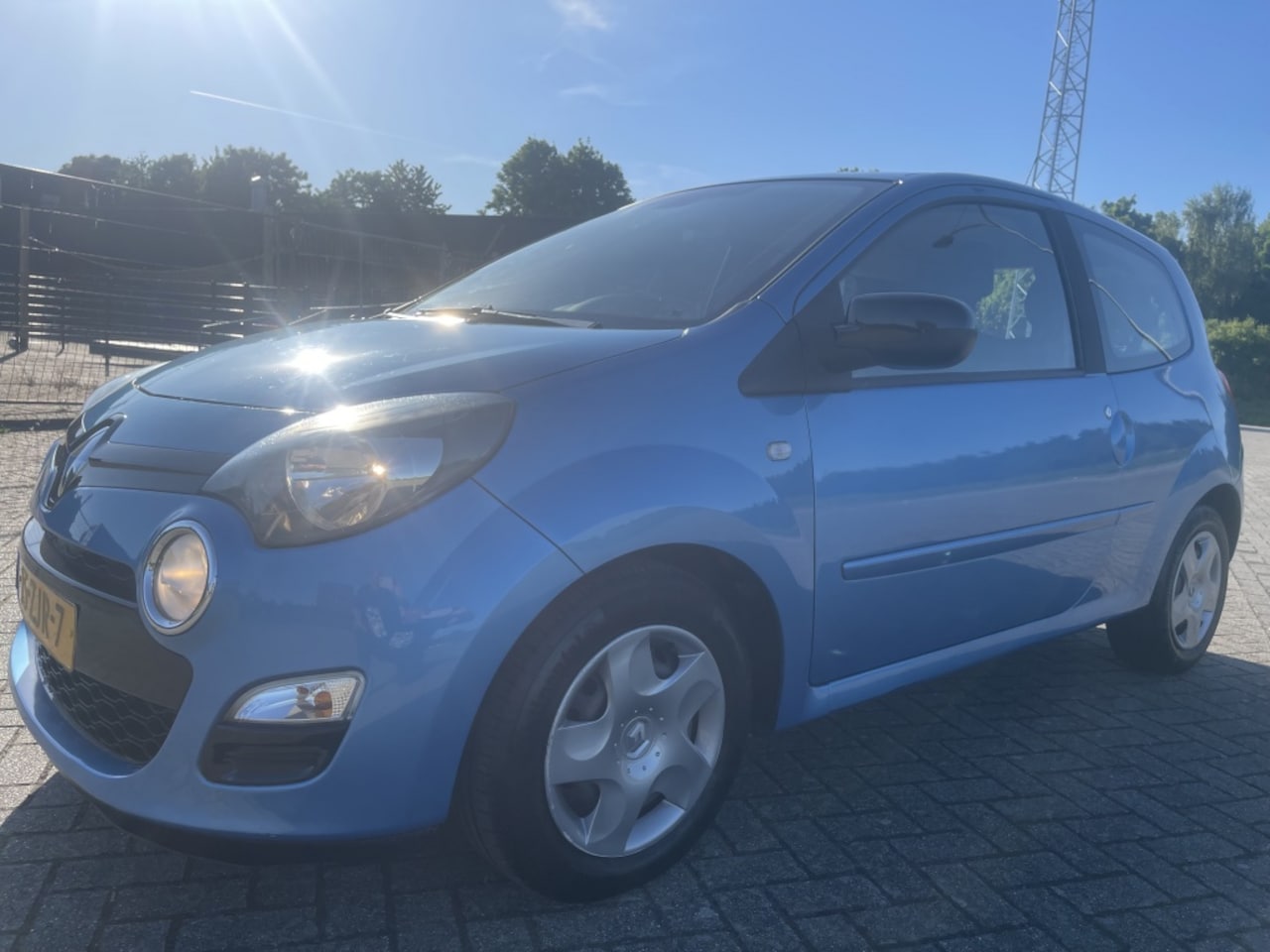 Renault Twingo - 1.2-16V Dynamique 1.2 16V Dynamique - AutoWereld.nl
