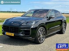 Porsche Cayenne Coupé - 3.0 E-Hybrid Black/Carbon