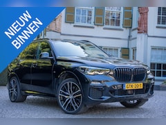 BMW X5 - xDrive40d High Executive M-Sport | Head up | 22'' | Panorama | Comfort stoelen