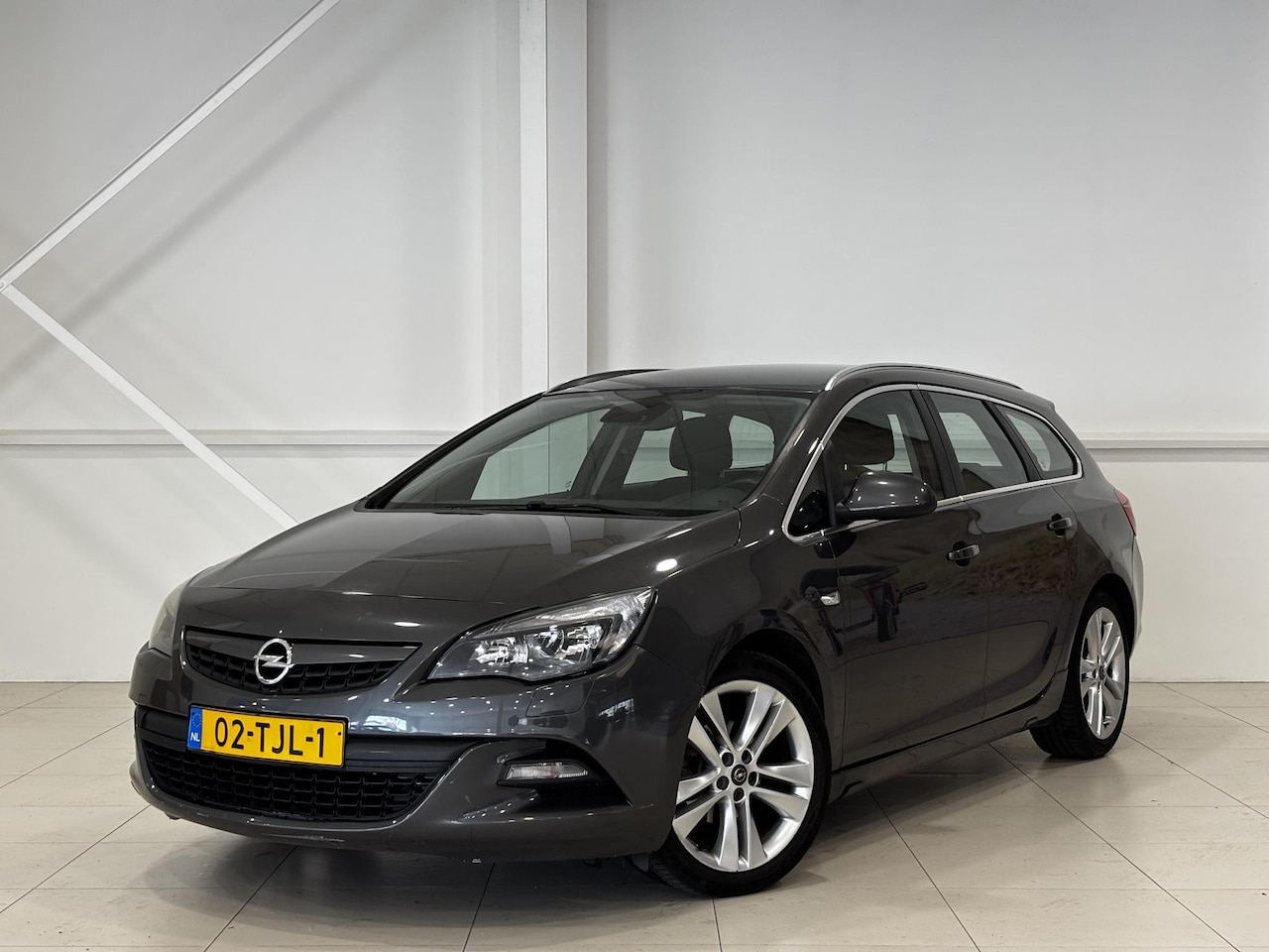 Opel Astra Sports Tourer - 1.4 Turbo Sport | Climate Control | Trekhaak | Camera - AutoWereld.nl