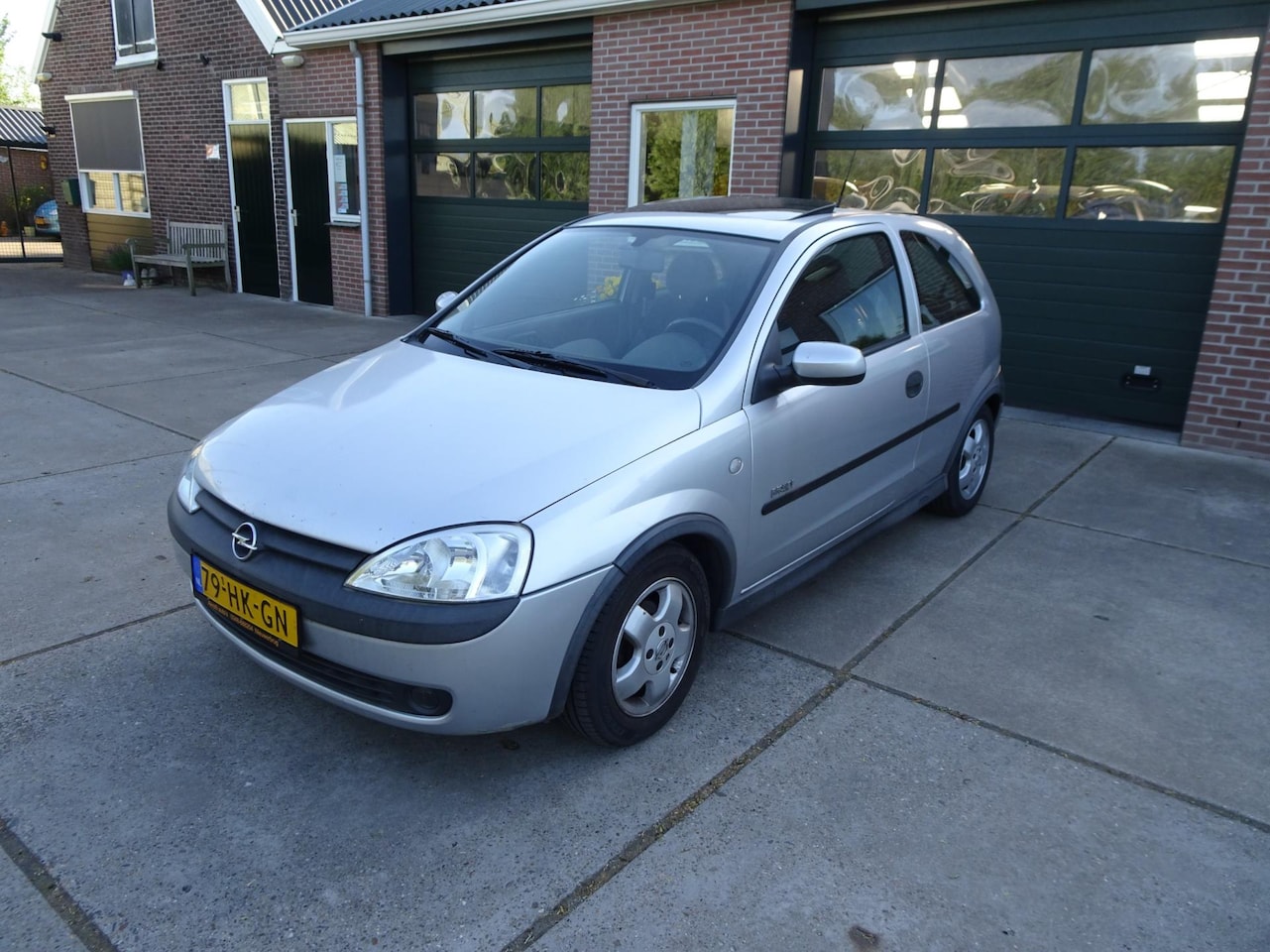 Opel Corsa - 1.2-16V Elegance 1.2-16V Elegance - AutoWereld.nl