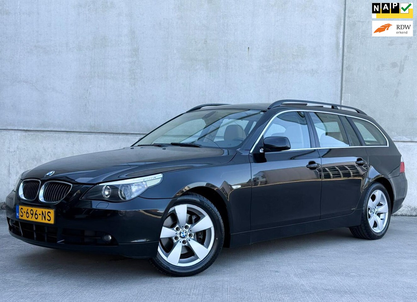 BMW 5-serie Touring - 530i High Executive 530i High Executive , Panorama, Automaat - AutoWereld.nl