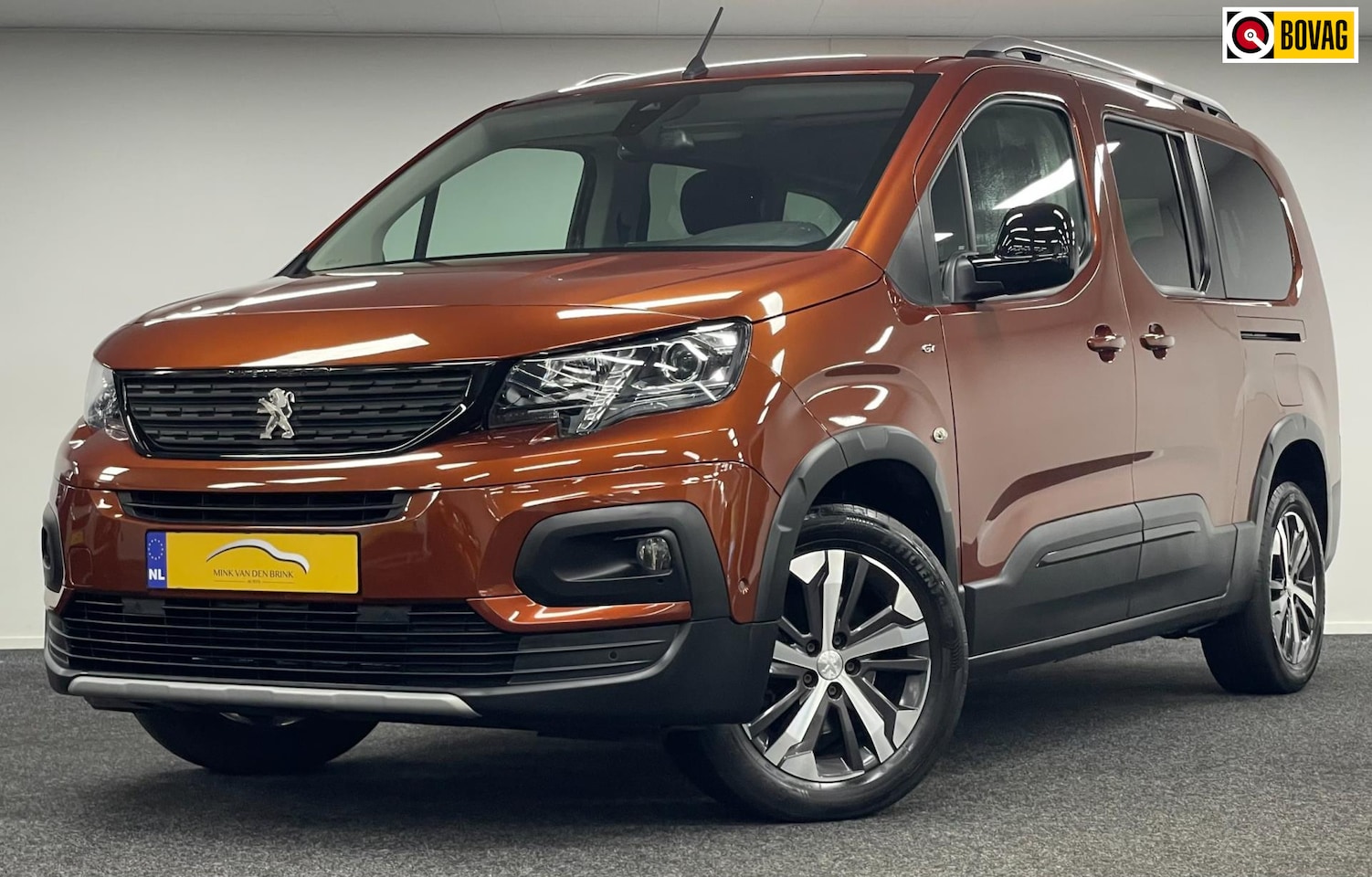 Peugeot Rifter Long - 1.2 Puretech Long GT-Line*Trekhaak*Automaat*Navi*Camera*Carplay - AutoWereld.nl