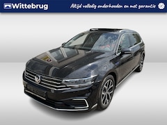 Volkswagen Passat Variant - 1.4 TSI PHEV GTE Business / AUTOMAAT/ PANO/ 17" LMV/ ADAPT. CRUISE/ KEYLESS/ DIGITAL DASH/