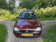 Opel Corsa - 1.2i-16V Onyx
