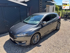 Ford Focus - 125PK ST-Line CLIMA | CRUISE CONTROL | STOELVERWARMING | CAMERA | APP | NAVI