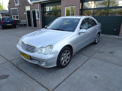 Mercedes-Benz C-klasse - 180 K. Elegance