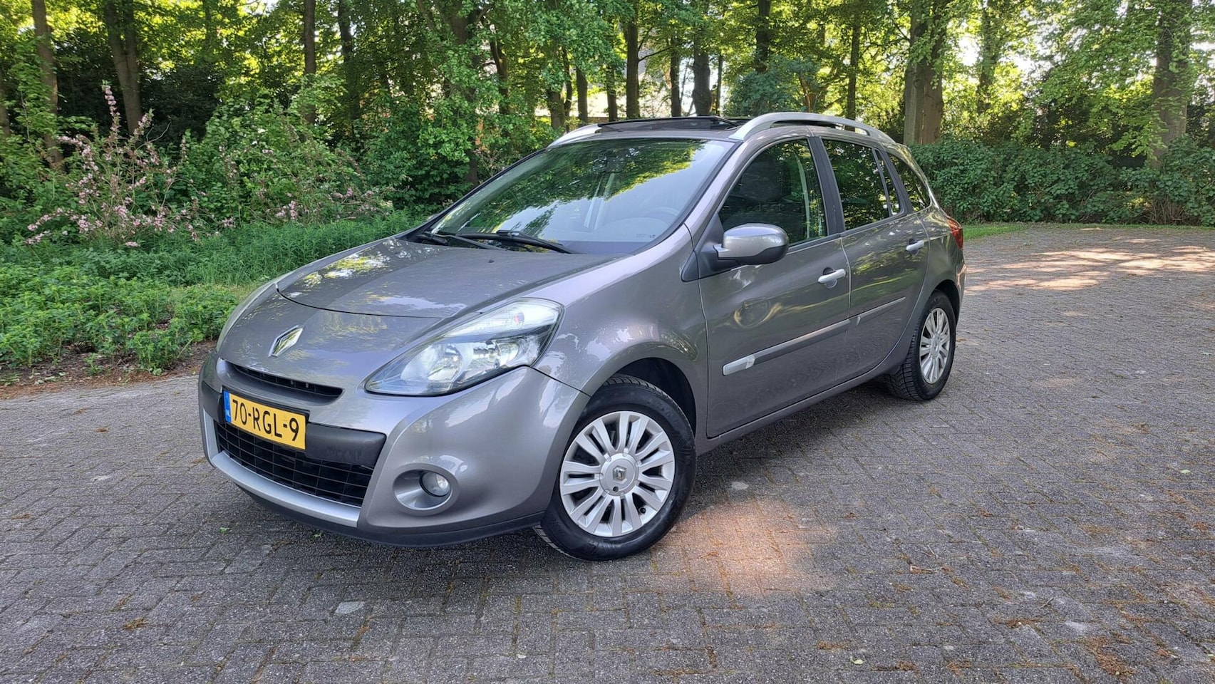 Renault Clio Estate - 1.2 TCE Collection DUBBELE PANO NAVI LMV - AutoWereld.nl