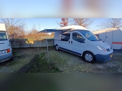 Renault Trafic - Hele nette 9-persoons Renault Traffic camper (2 hoog, 2 lang)