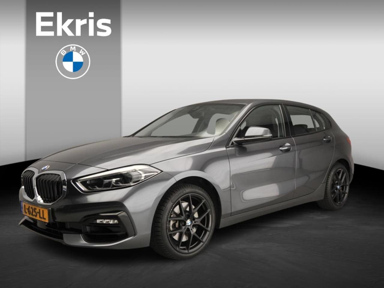 BMW 1-serie - 5-deurs 120i | LED | Navigatie | Sportstoelen | Clima | PDC | Shadow line | DAB | Alu 18 i - AutoWereld.nl