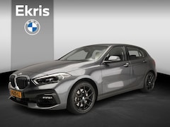BMW 1-serie - 5-deurs 120i | LED | Navigatie | Sportstoelen | Clima | PDC | Shadow line | DAB | Alu 18 i