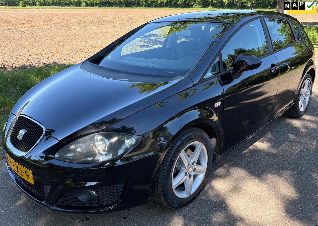 Seat Leon - 1.6 Good Stuff NW APK/Lm/Airco/Cruise/Stuurbediening - AutoWereld.nl