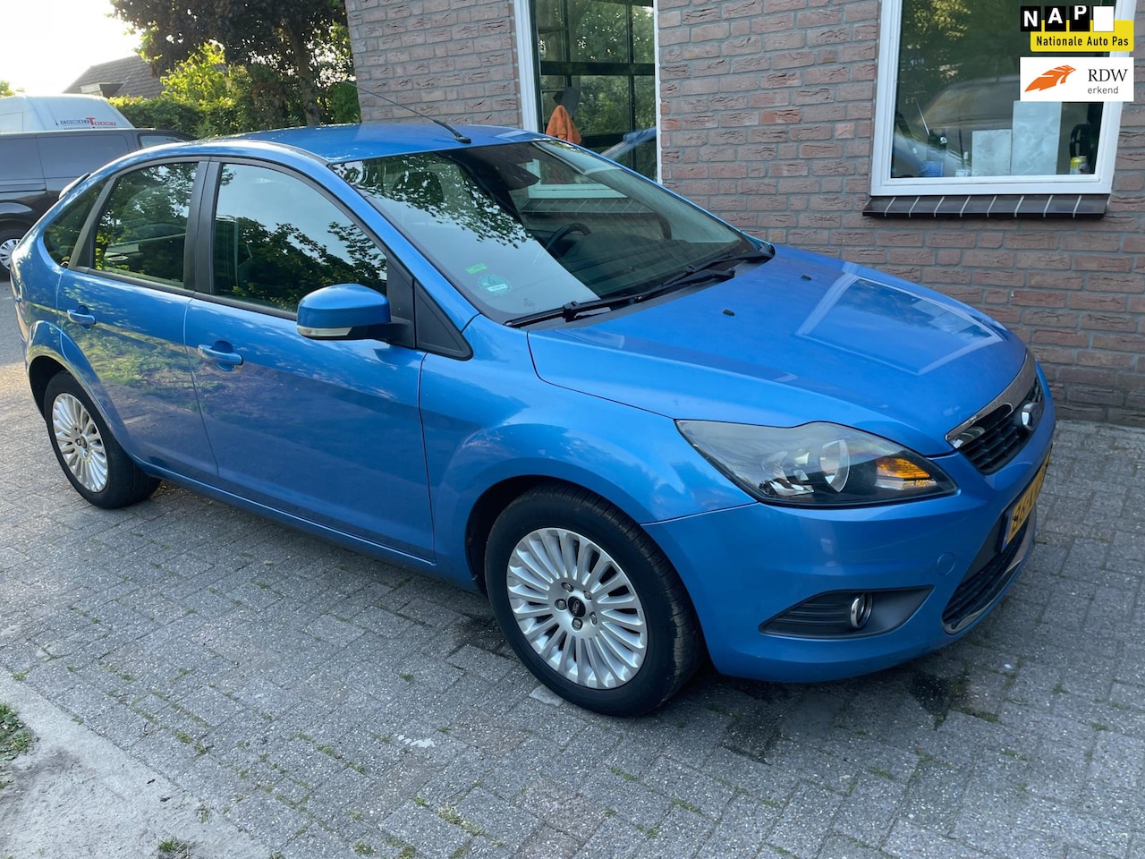 Ford Focus - 1.8 Limited hatchback navi clima - AutoWereld.nl