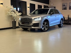 Audi Q2 - 35 TFSI S-Line |Virtual|Carplay|Nav| Xenon|Matrix |