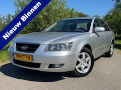 Hyundai Sonata - 2.4 Style / Automaat / Airco / Cruise Control / Leder / Elektrisch Schuif - Kanteldak / Tr